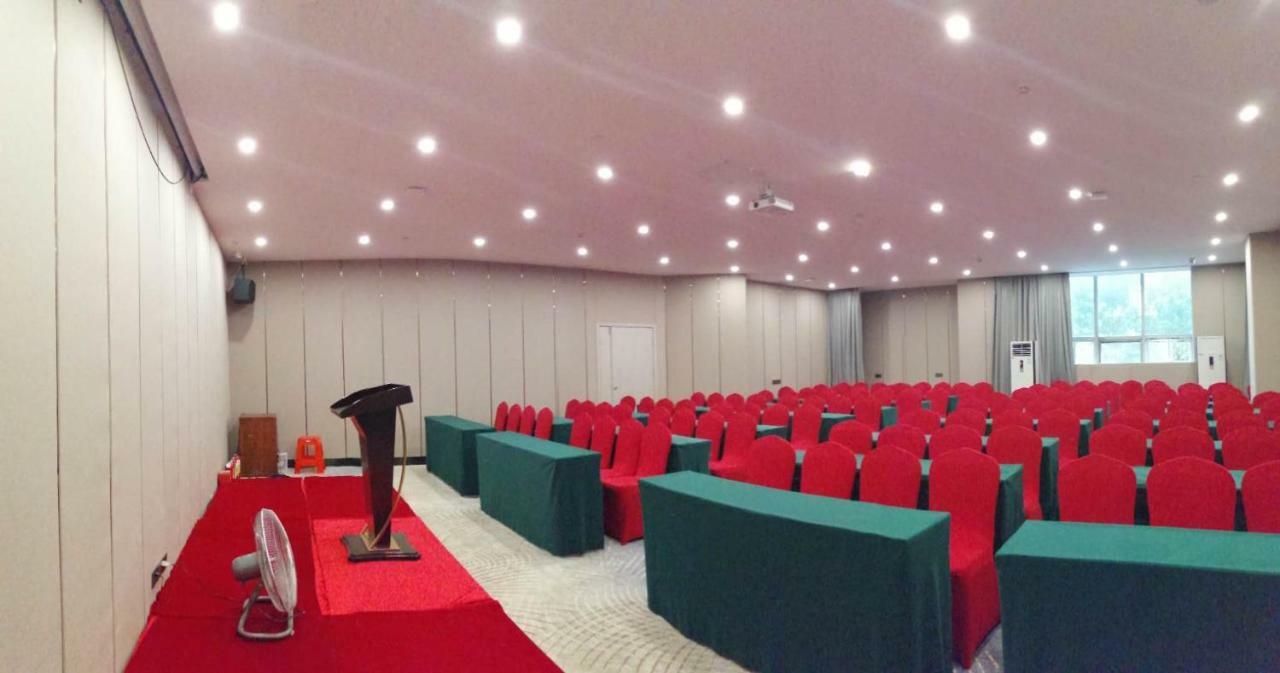 Echarm International Hotel Canton Tower Pazhou Convention And Exhibition Center Lujiang Subway Metro Branch - Free Shuttle Bus To Canton Fair Complex During Canton Fair Period Luaran gambar