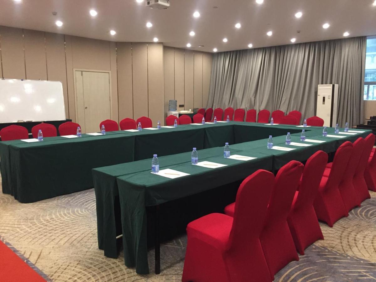Echarm International Hotel Canton Tower Pazhou Convention And Exhibition Center Lujiang Subway Metro Branch - Free Shuttle Bus To Canton Fair Complex During Canton Fair Period Luaran gambar